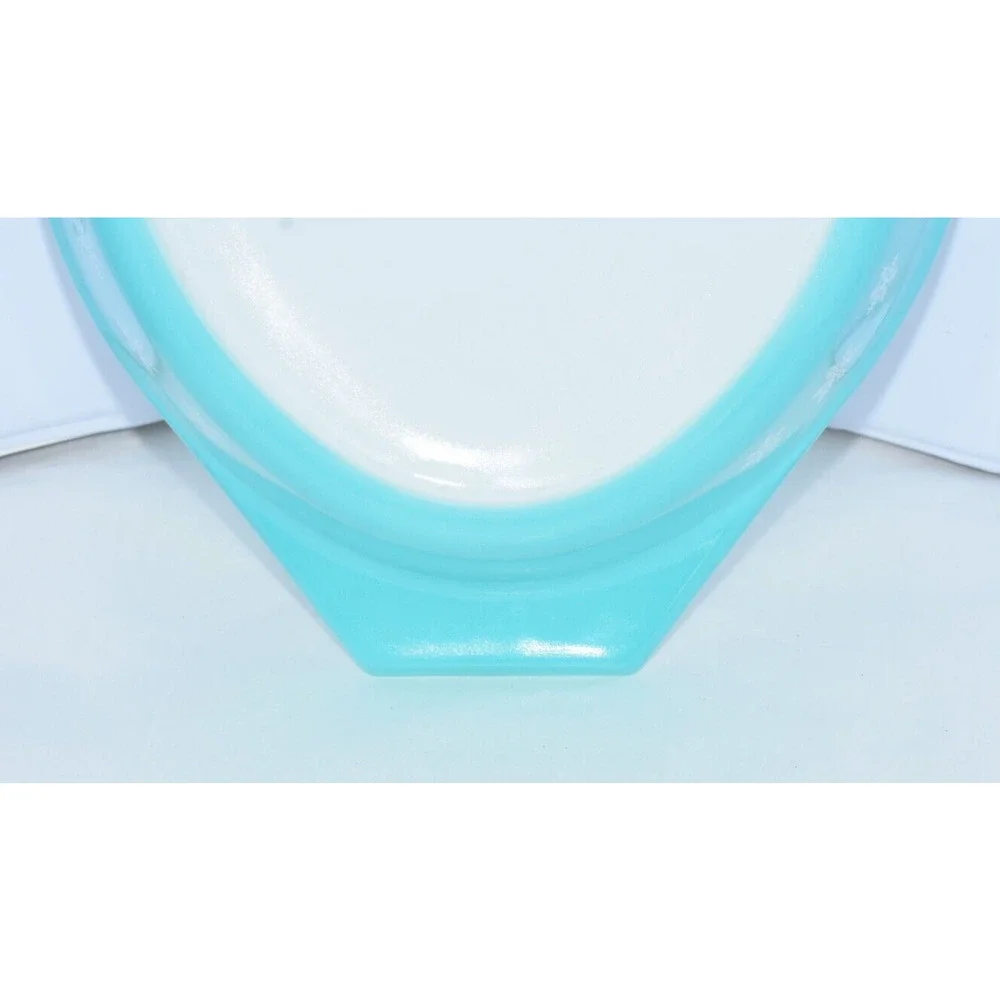 Vintage Pyrex Turquoise Snowflake 12